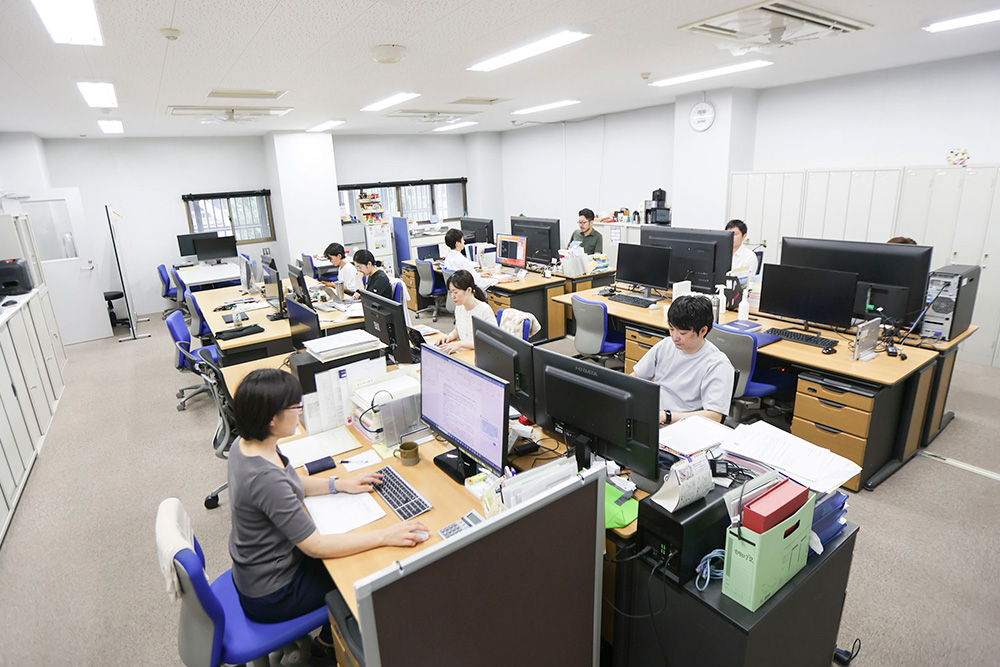 研究員・大学院生募集中